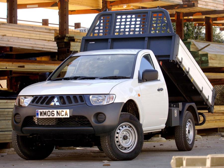  Mitsubishi L200 Tipper 2006 года  (UK) (фото 4 из 10)